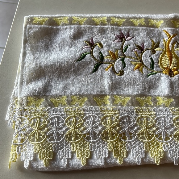 Embroidered Cotton Yellow & White Hand Towel with crochet - Picture 2 of 12